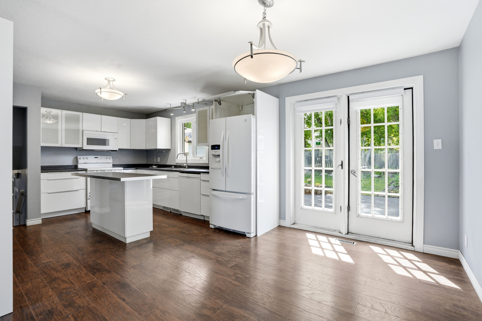 Wildwood 五房三卫独立屋出售| 135 Penryn Cres | 林与唐地产 - 6